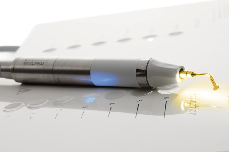 Пьезохирургический аппарат