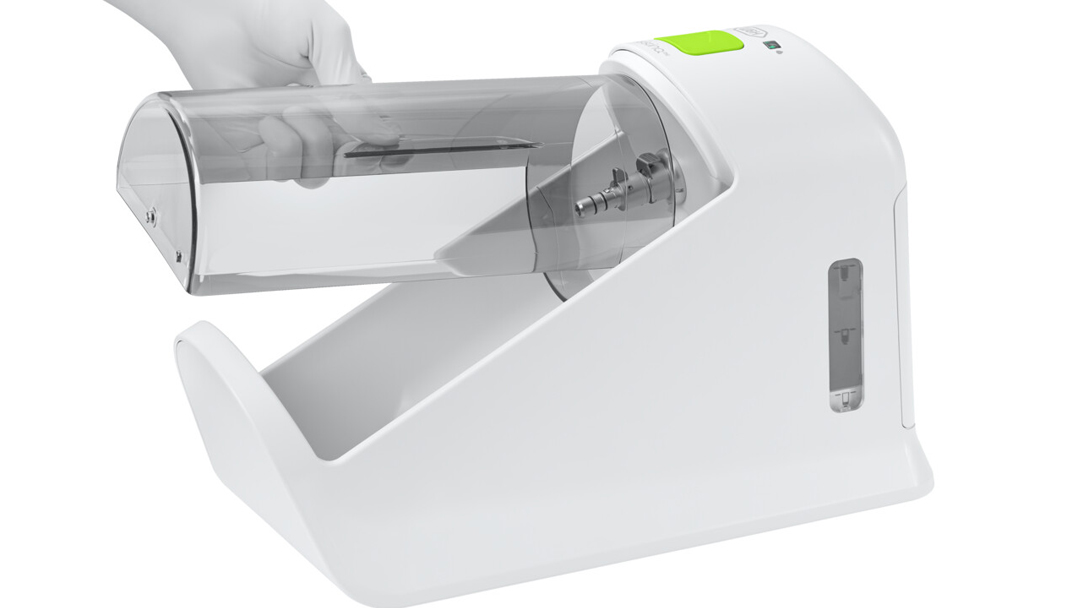 Аппарат Assistina One